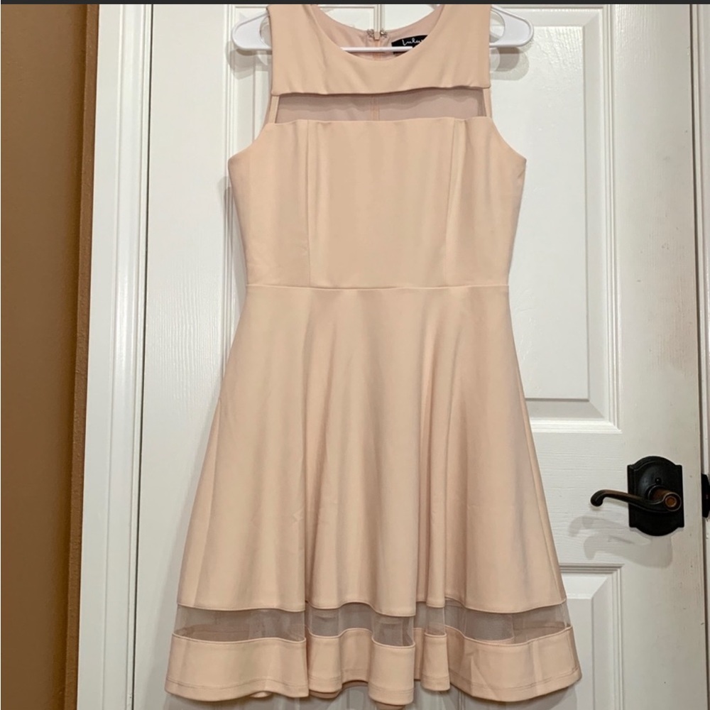 LULU’S A LINE DRESS W/ MESH DETAILING